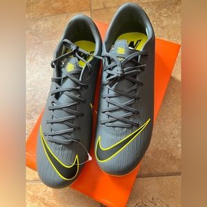 Vapor 12 Academy FG/MG